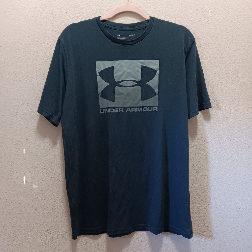 Under Armour Short Sleeve Tee Large Crewneck Logo Black
